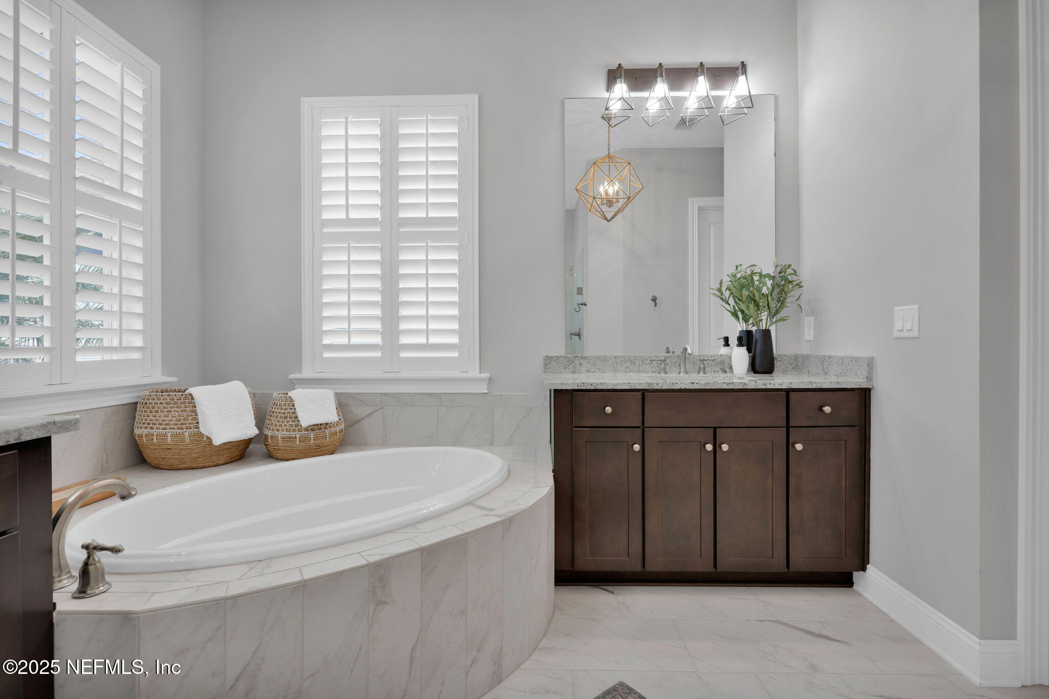 125 TIMBERCREEK Drive