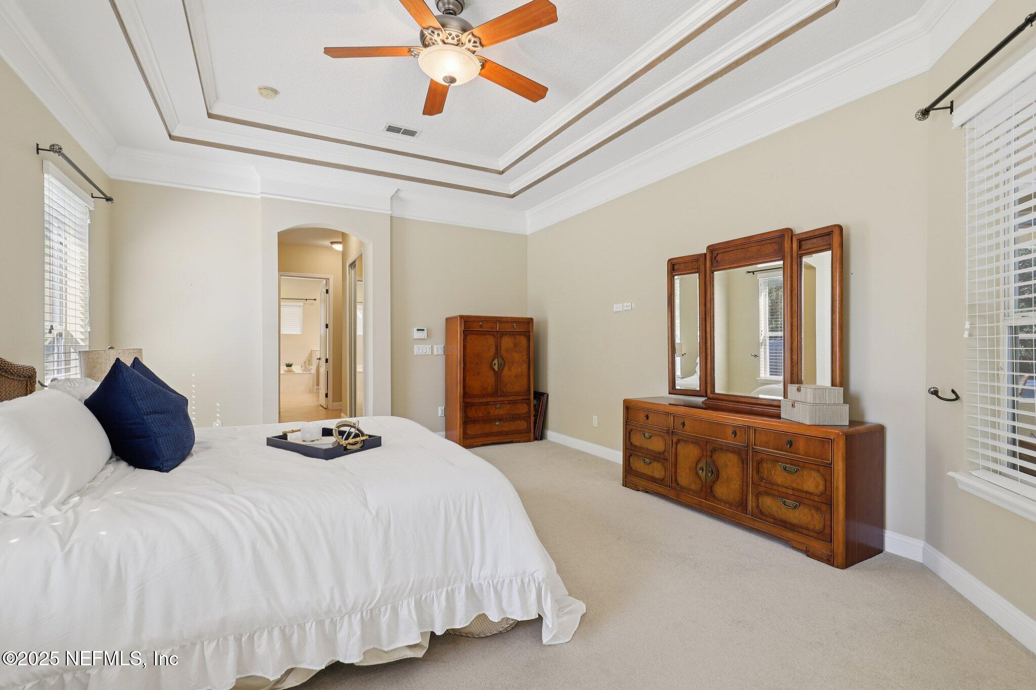 1113 DANDRIDGE Lane E