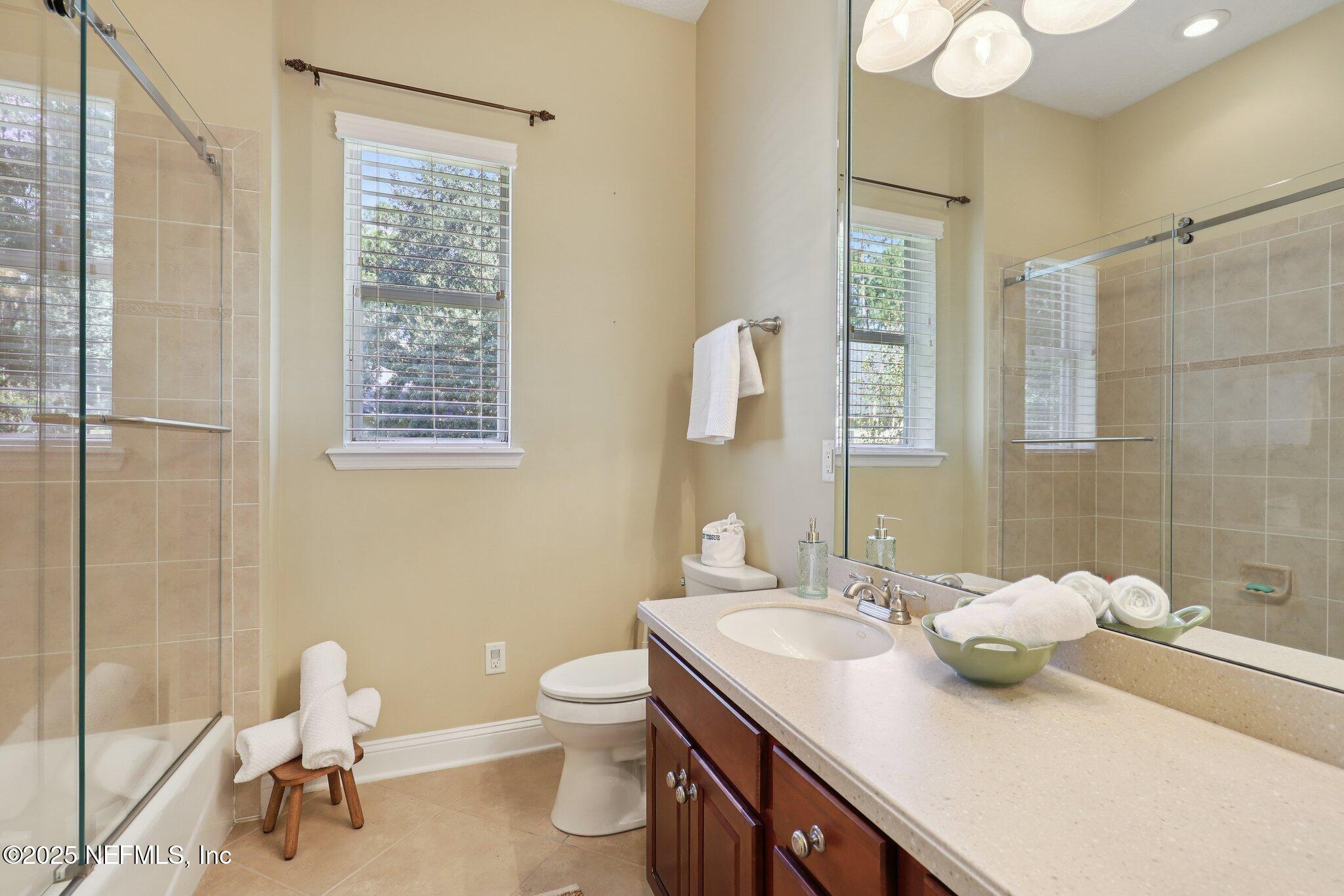 1113 DANDRIDGE Lane E