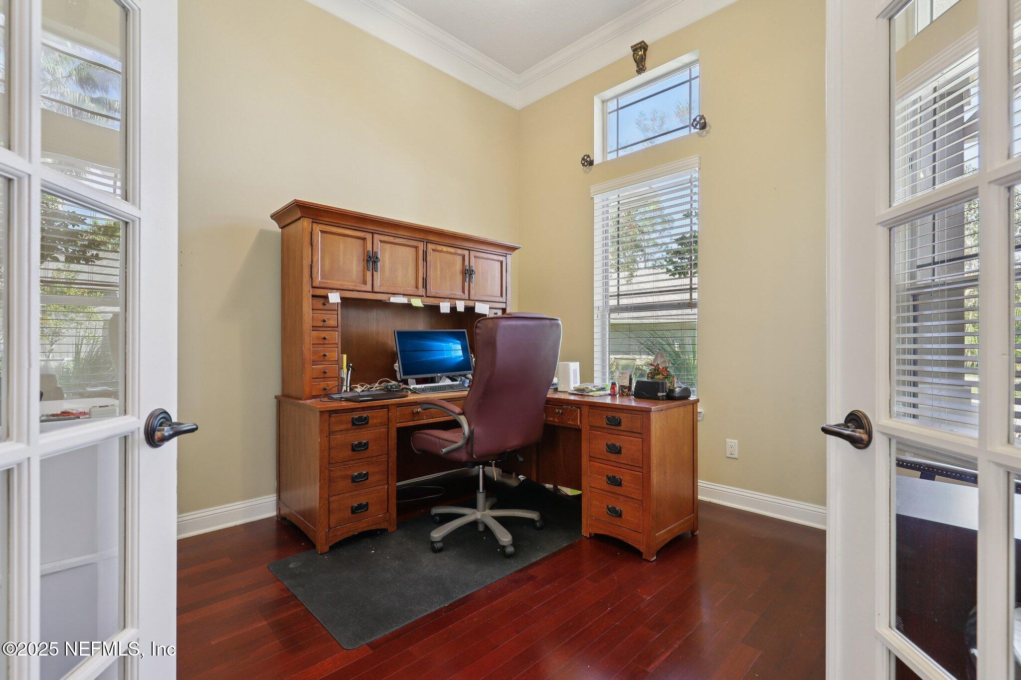 1113 DANDRIDGE Lane E