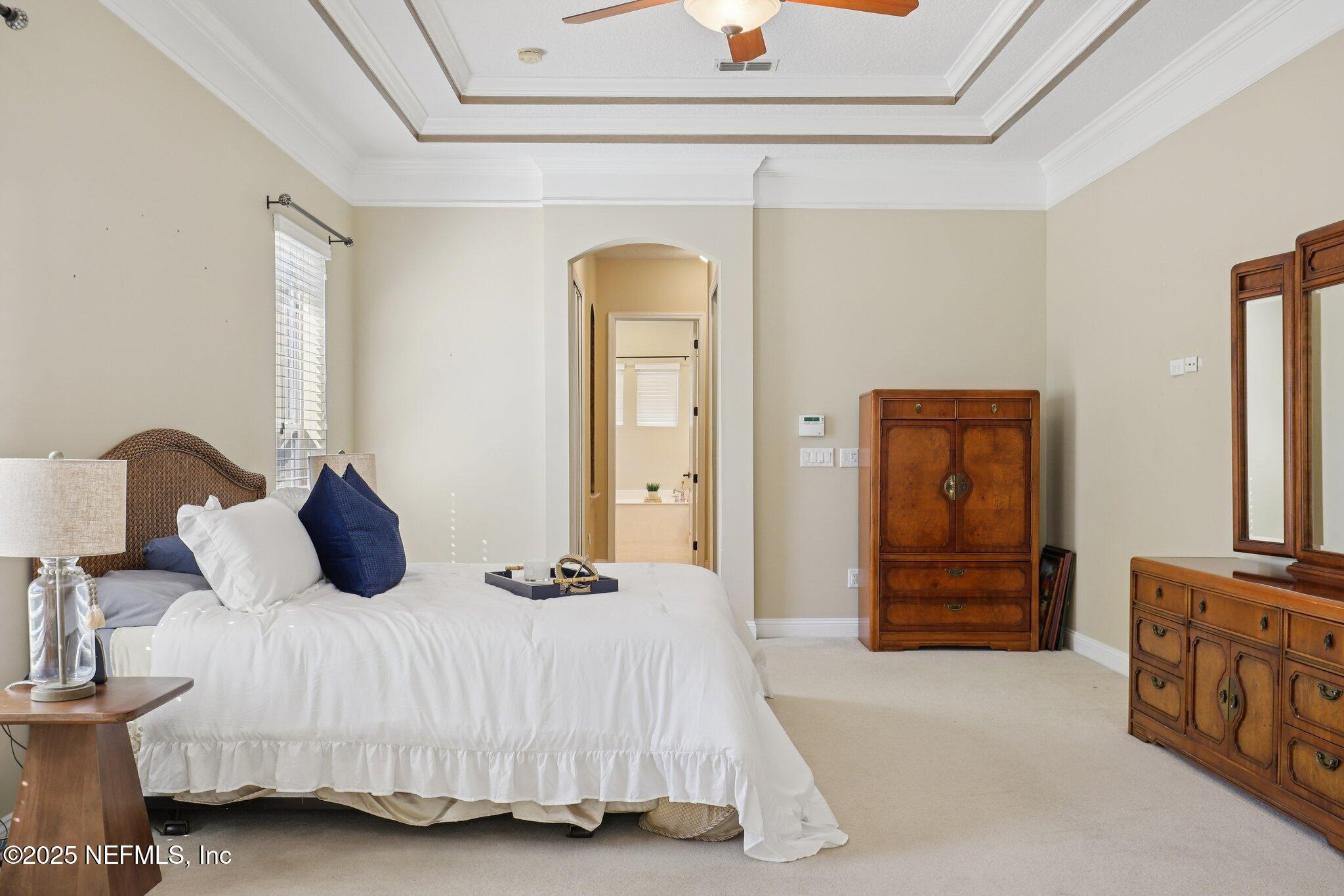 1113 DANDRIDGE Lane E