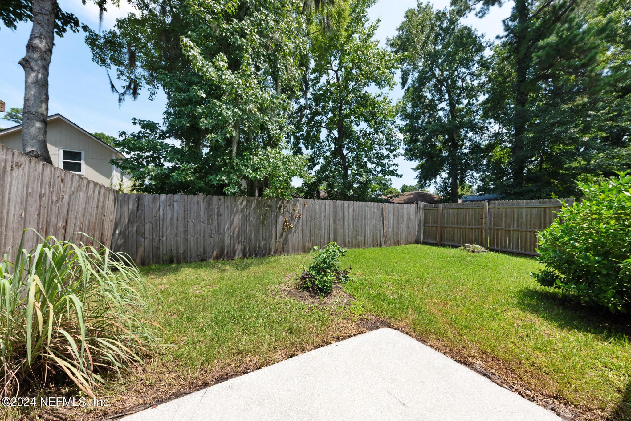 6121 KEY HOLLOW Court