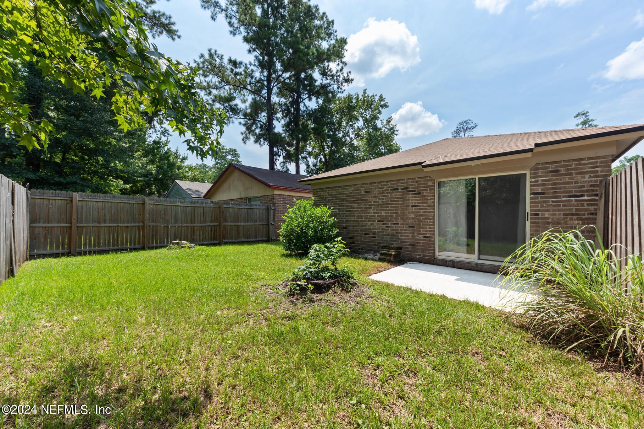 6121 KEY HOLLOW Court