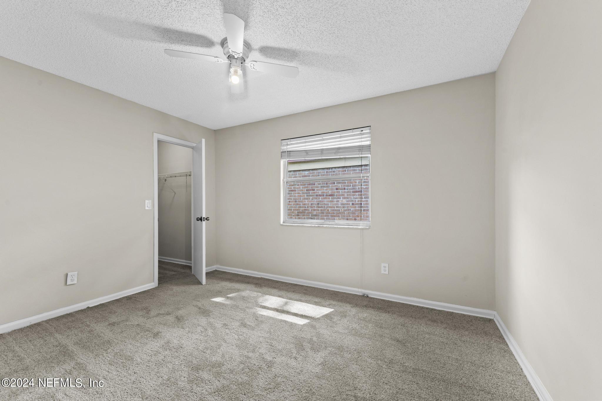 6121 KEY HOLLOW Court