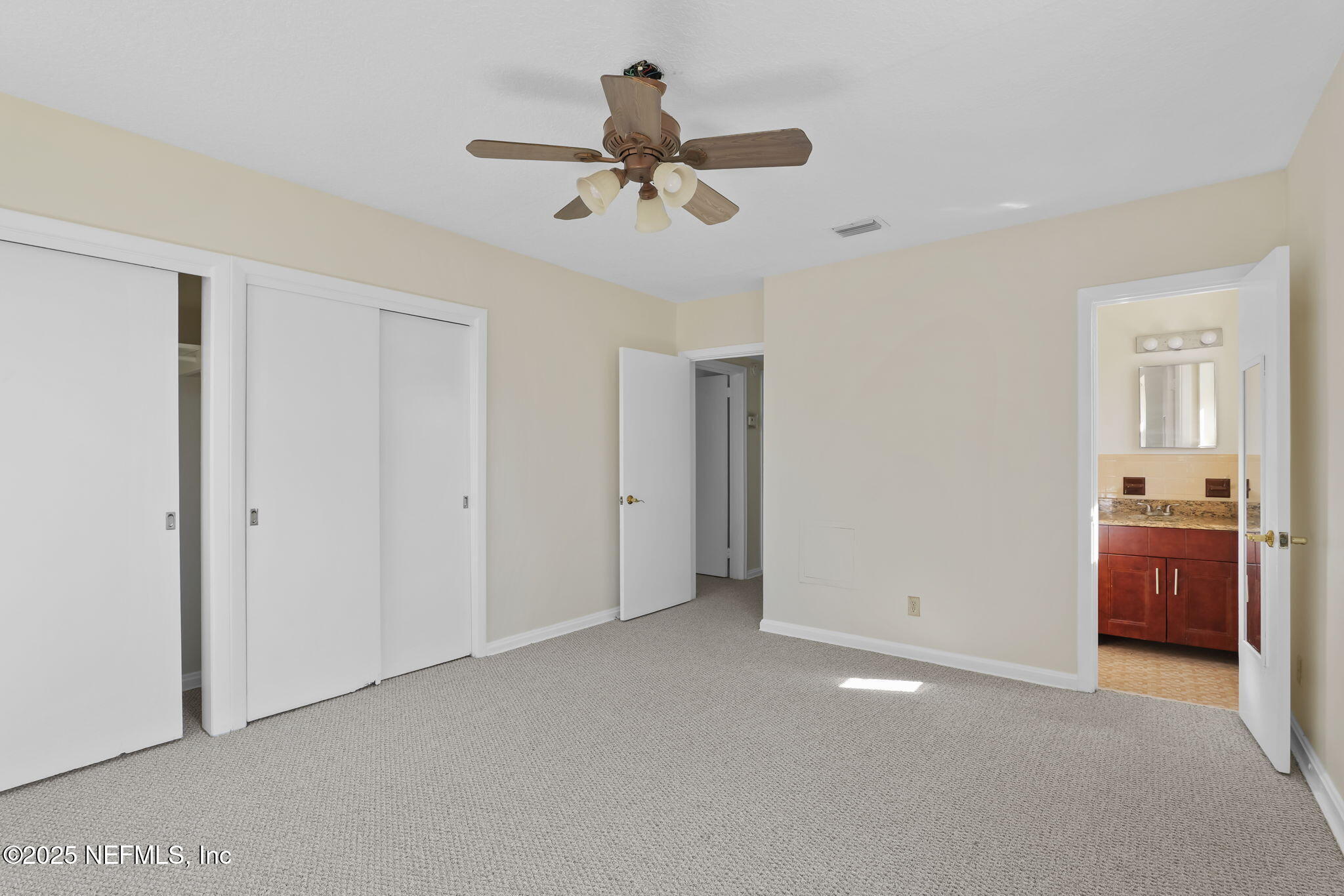 4218 ROSEWOOD Avenue