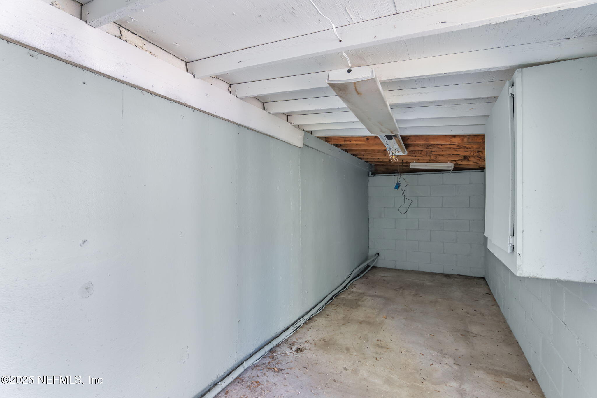 4218 ROSEWOOD Avenue