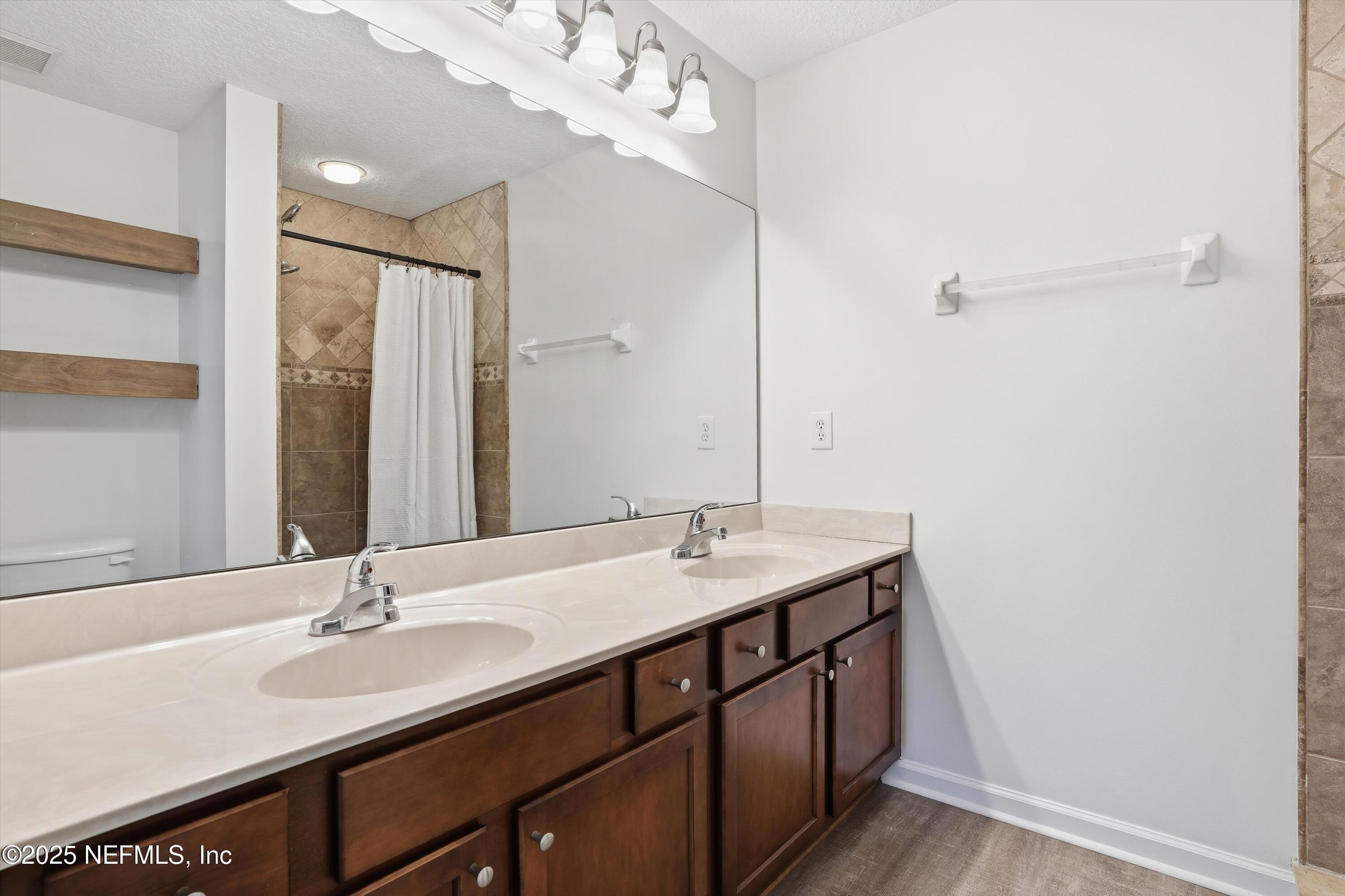 57 JARDIN DE MER Place, 57