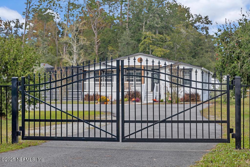 1417 MARLEE Road, St. Johns