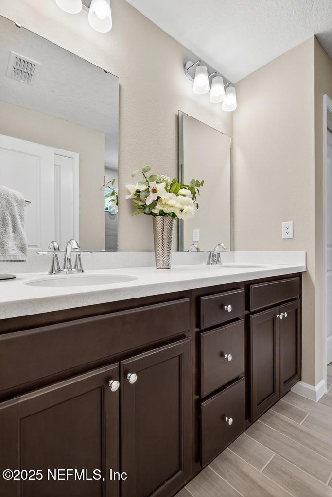 12156 BLOCKHOUSE CREEK Court