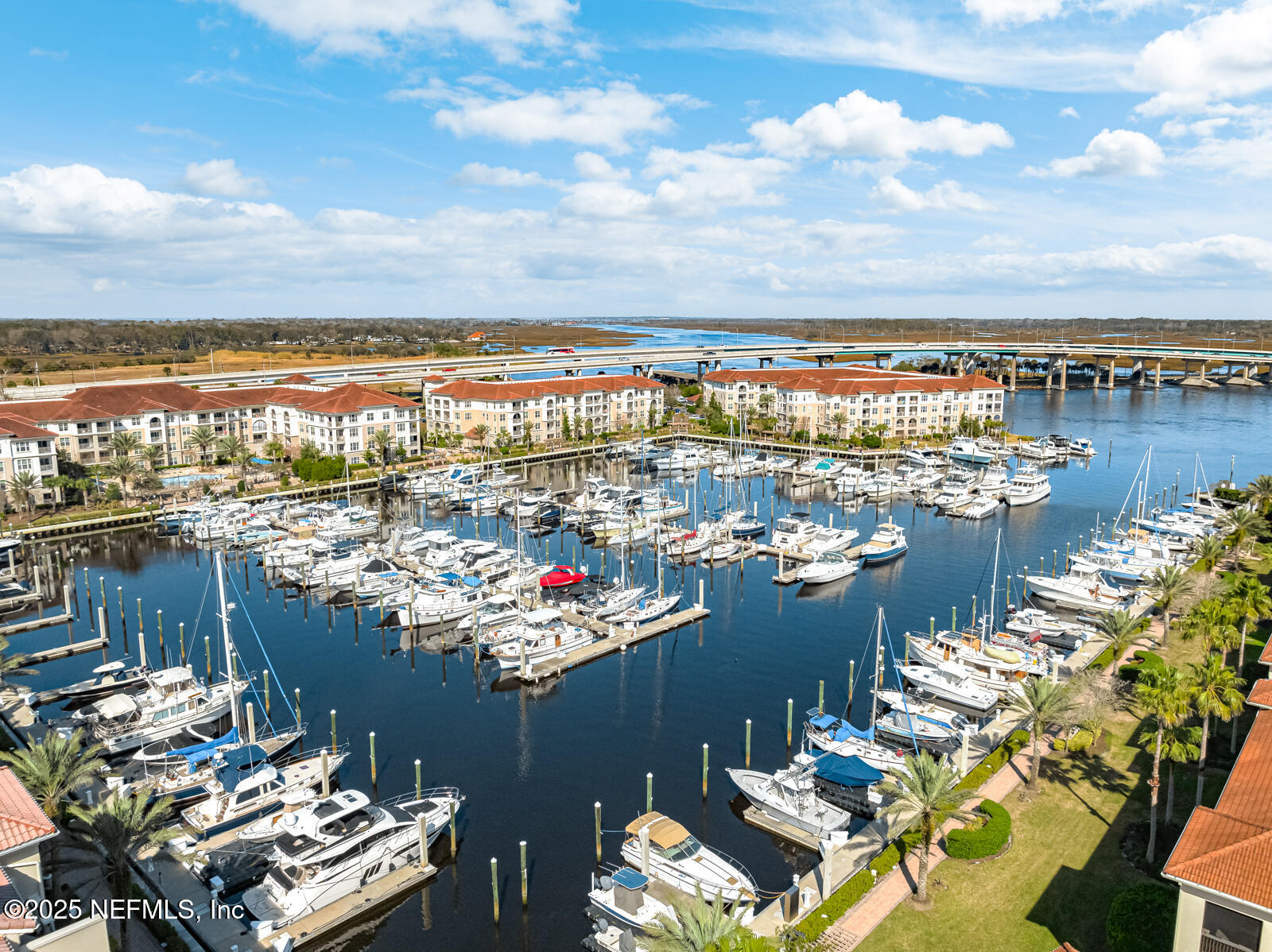 13846 ATLANTIC Boulevard, 806