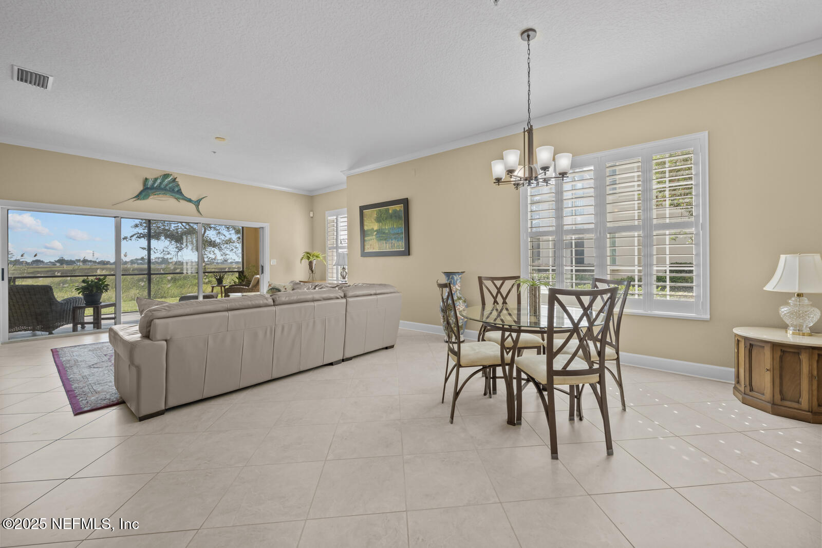 13846 ATLANTIC Boulevard, 806