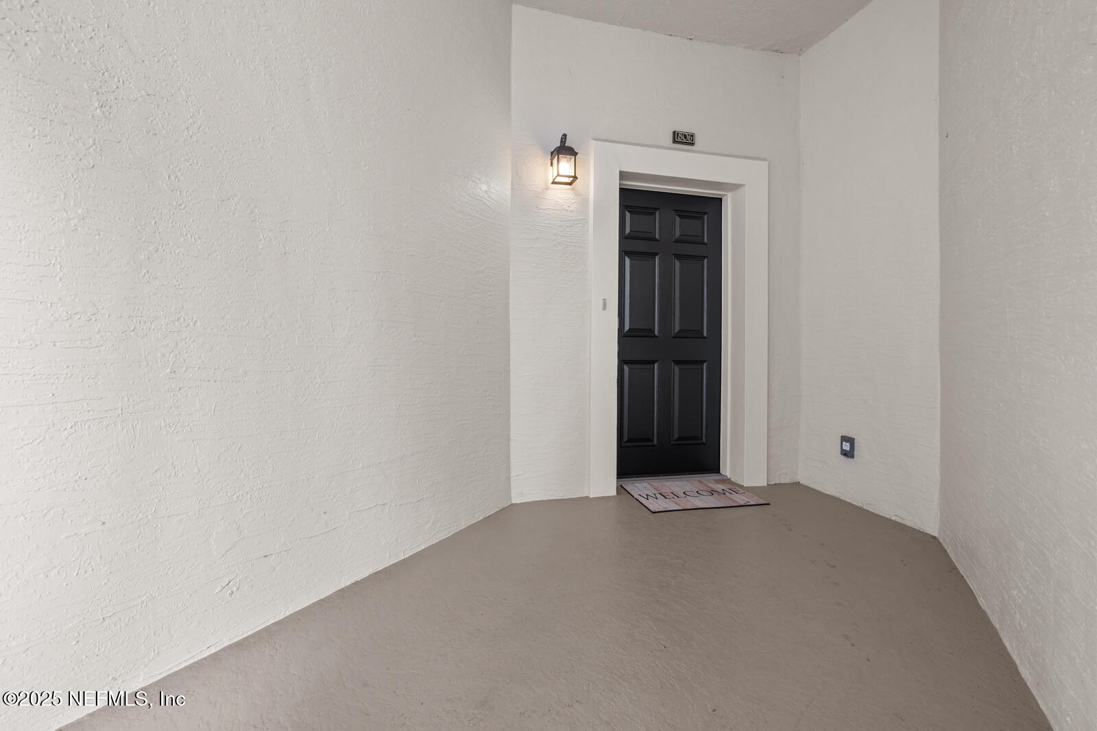 13846 ATLANTIC Boulevard, 806