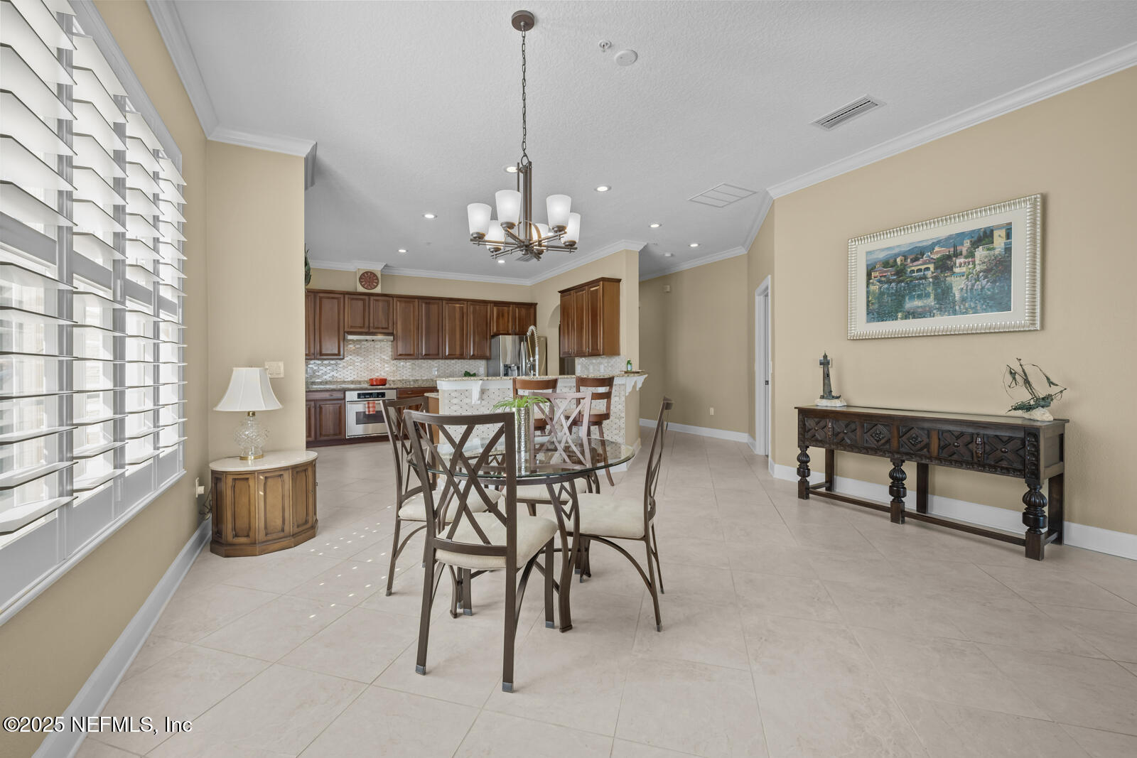 13846 ATLANTIC Boulevard, 806