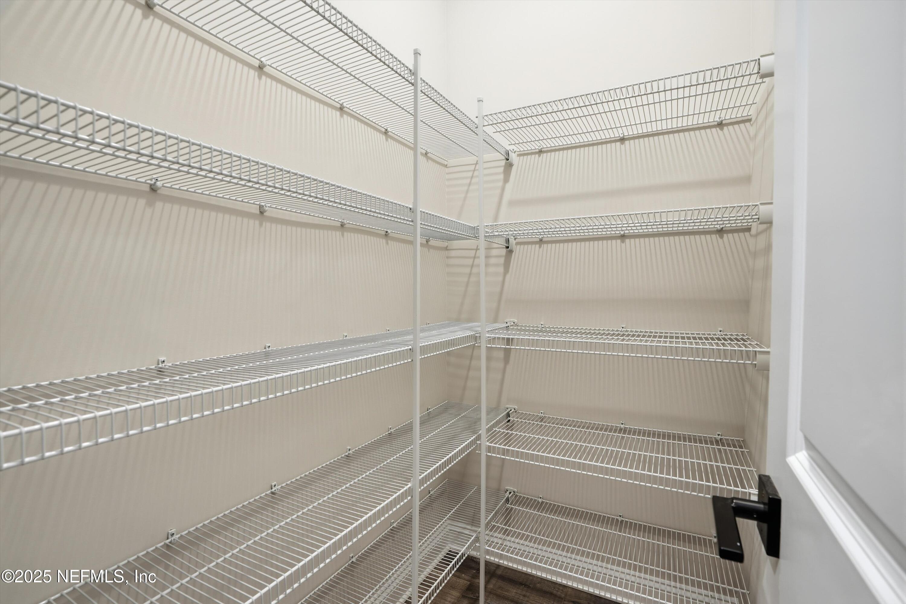 62 COUNTRY FERN Drive