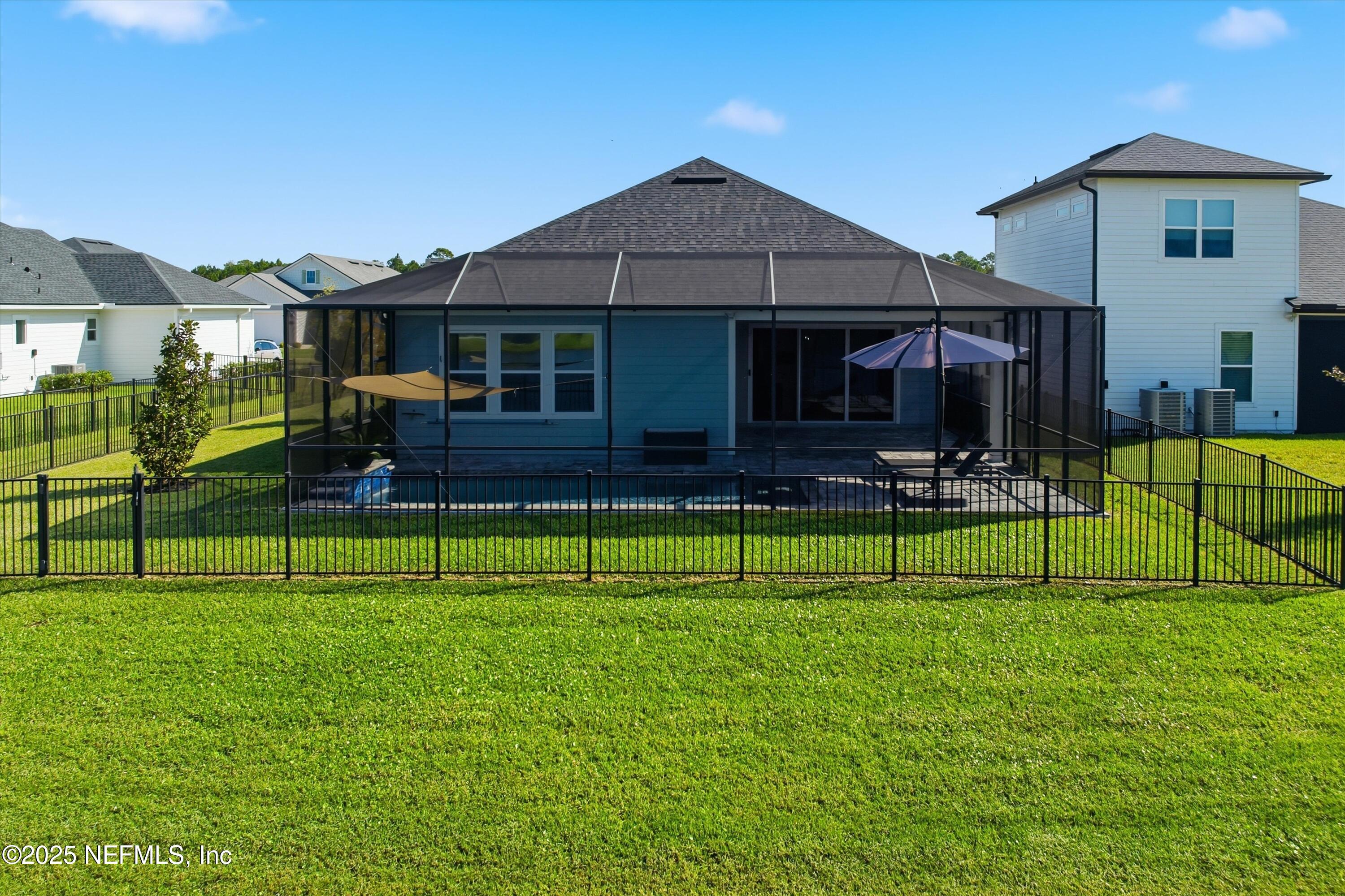 62 COUNTRY FERN Drive