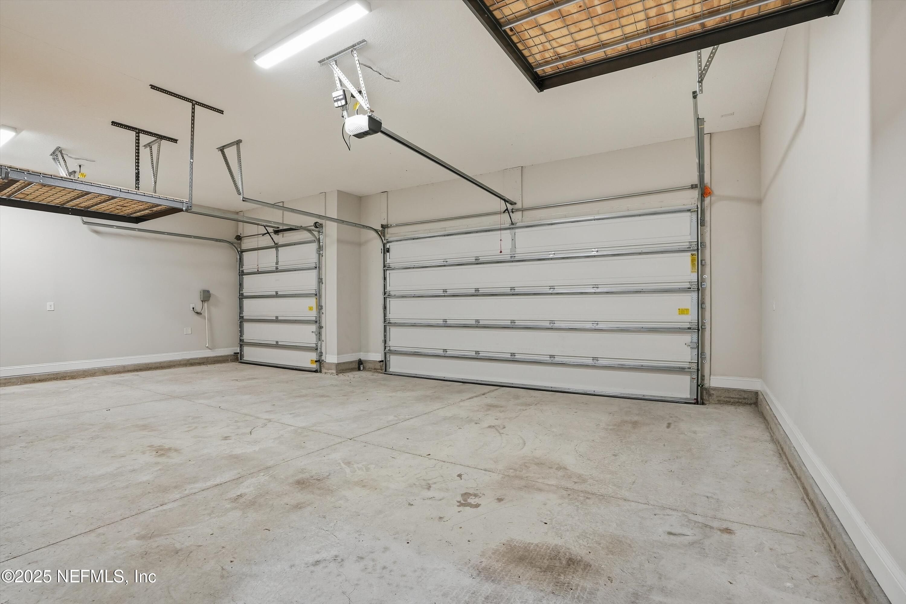 62 COUNTRY FERN Drive