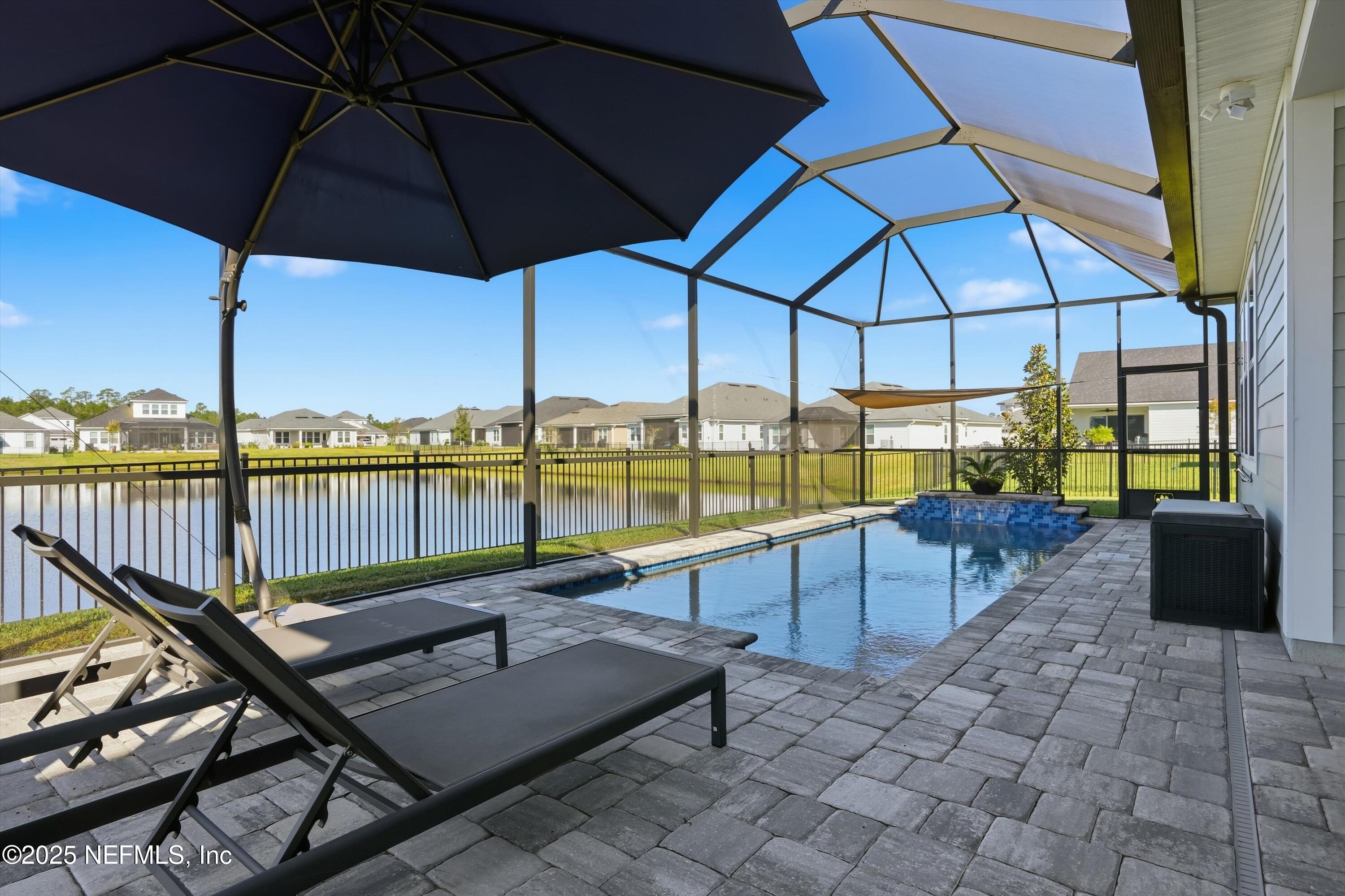 62 COUNTRY FERN Drive