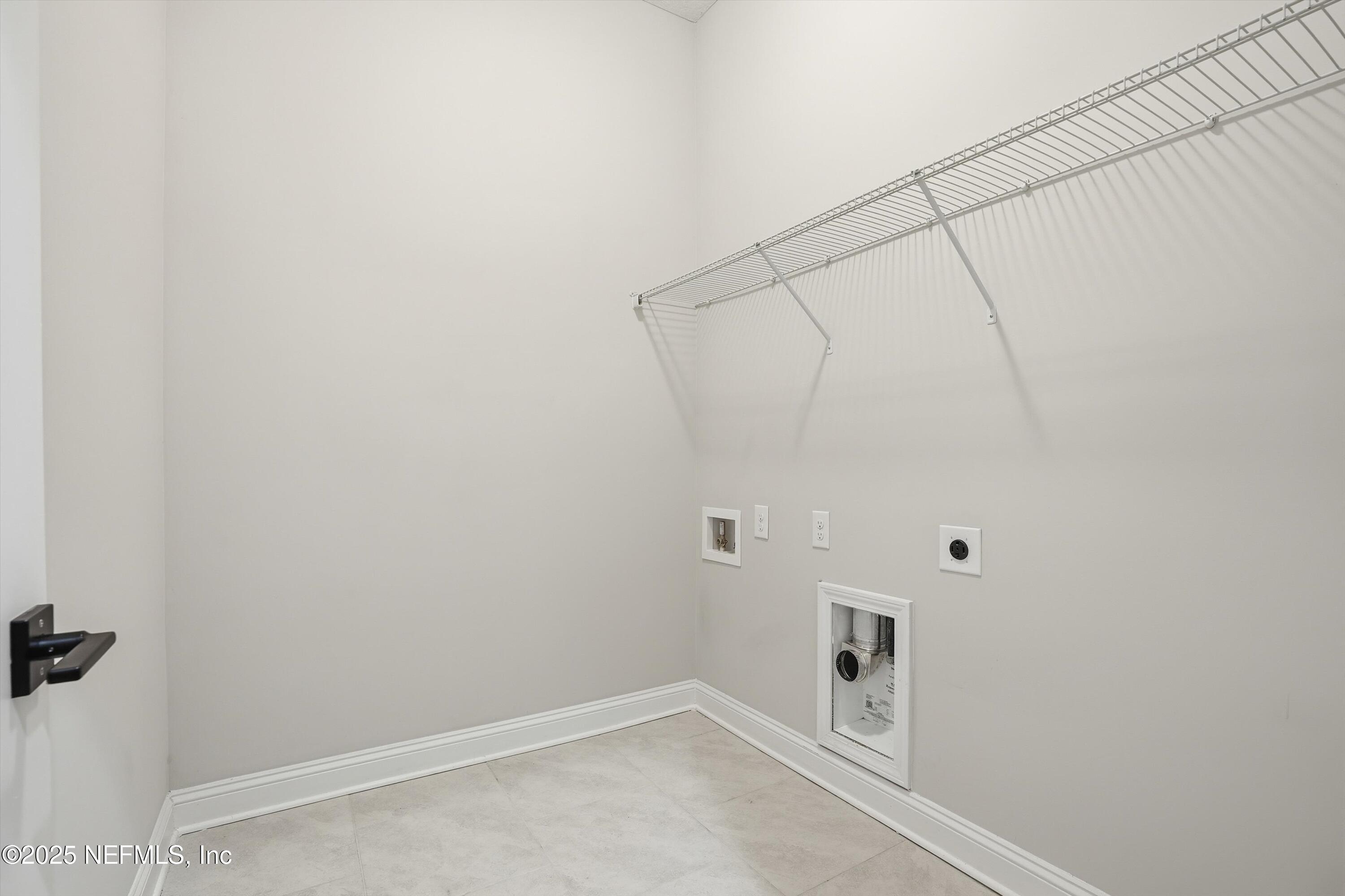 62 COUNTRY FERN Drive