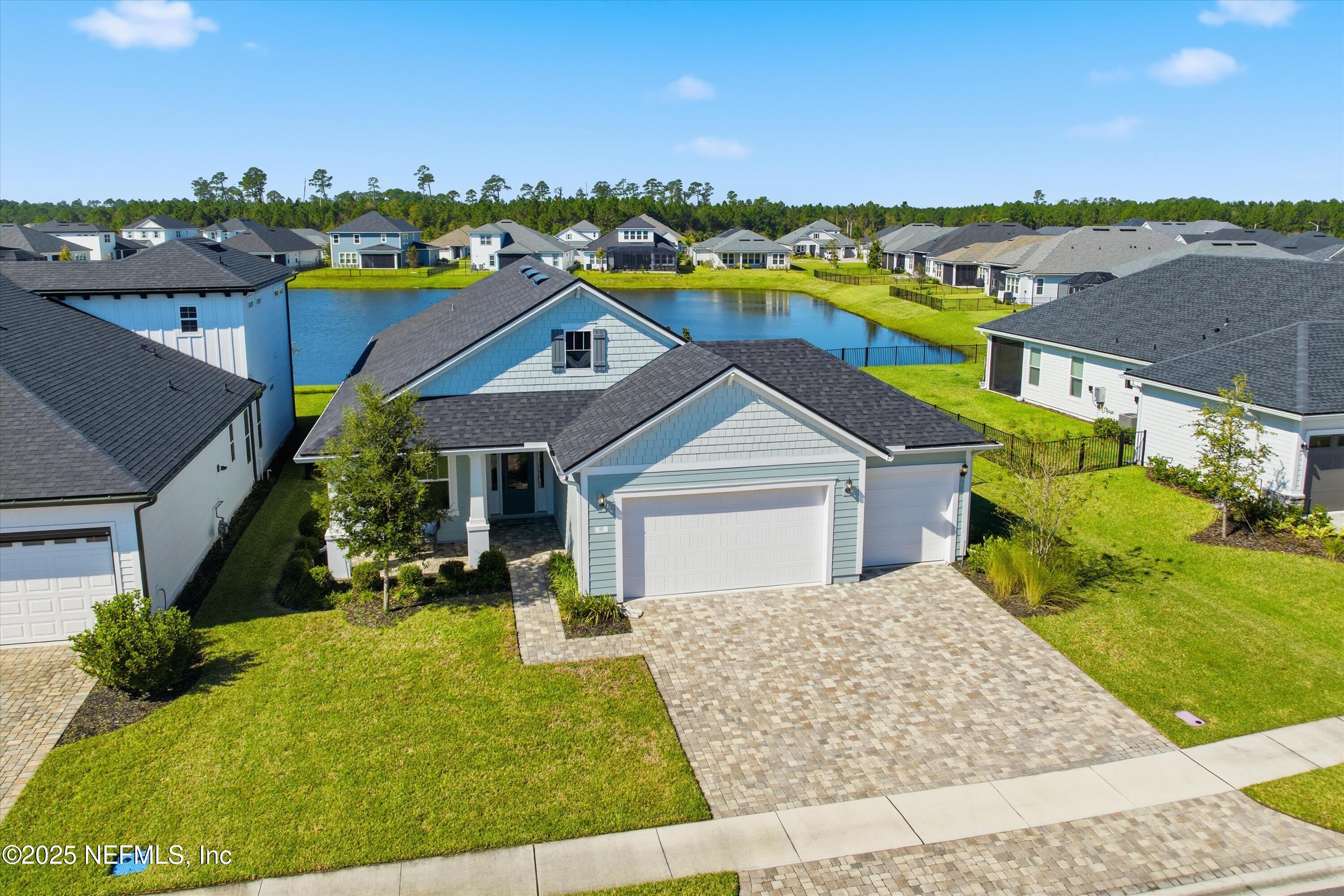 62 COUNTRY FERN Drive