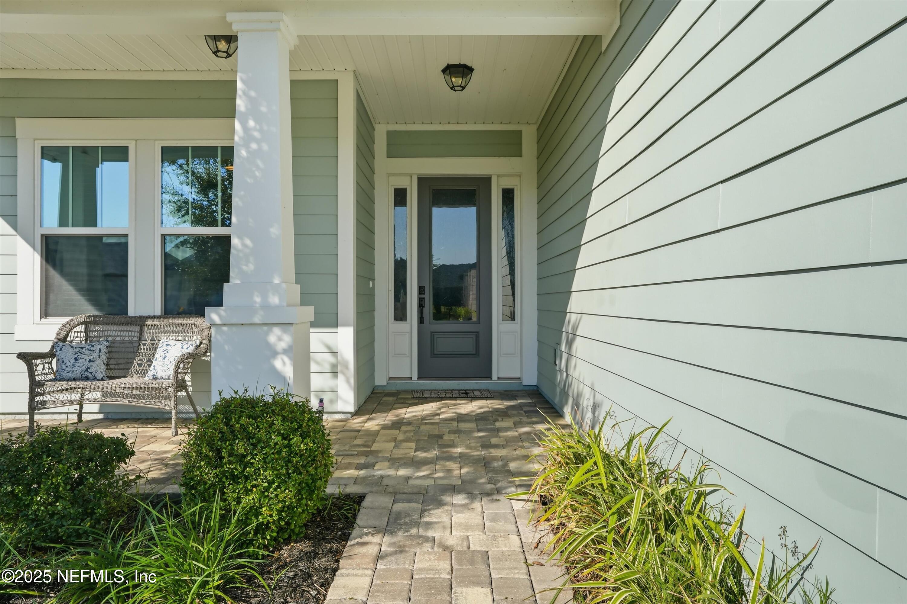 62 COUNTRY FERN Drive