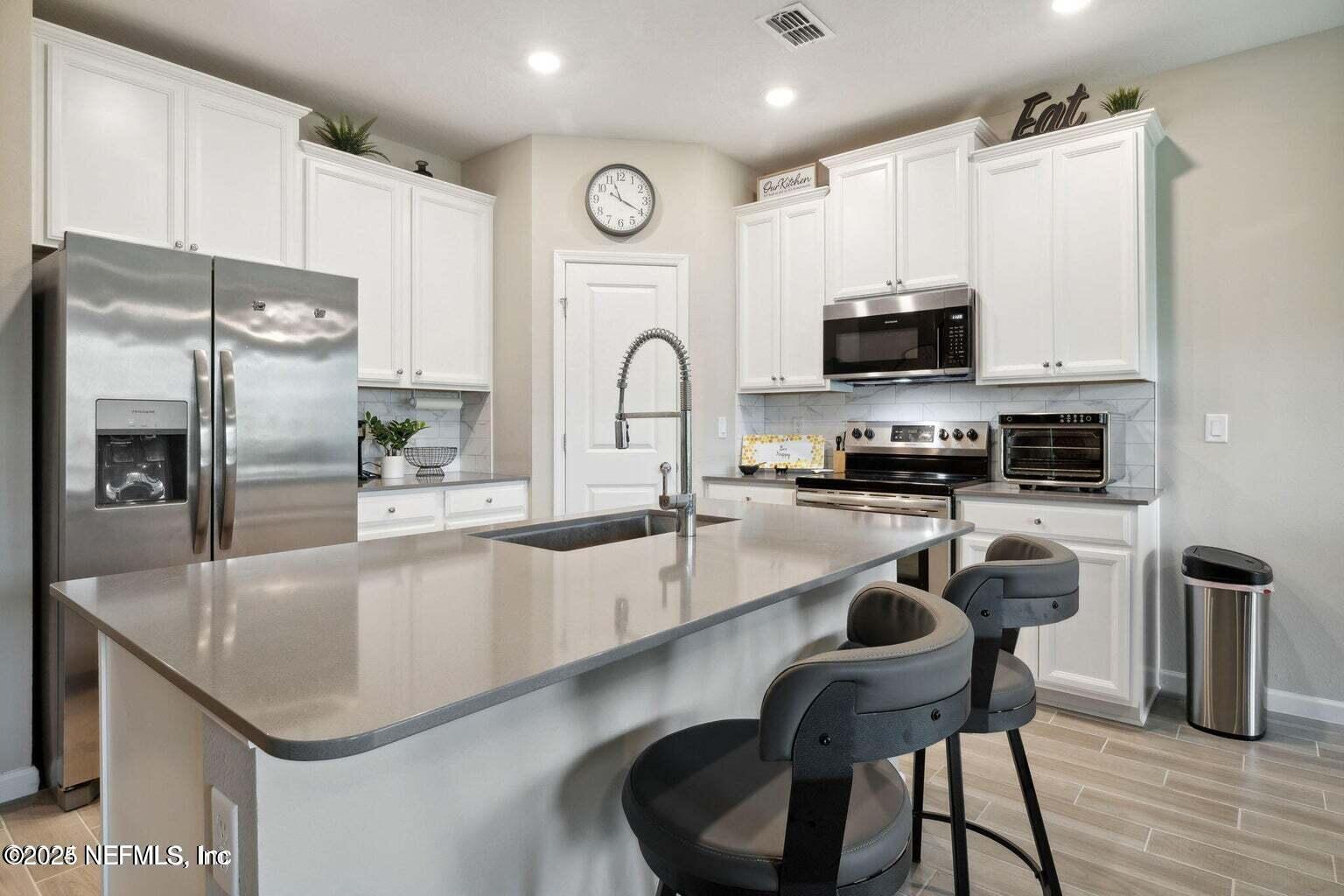 357 BORACAY Circle, St. Johns