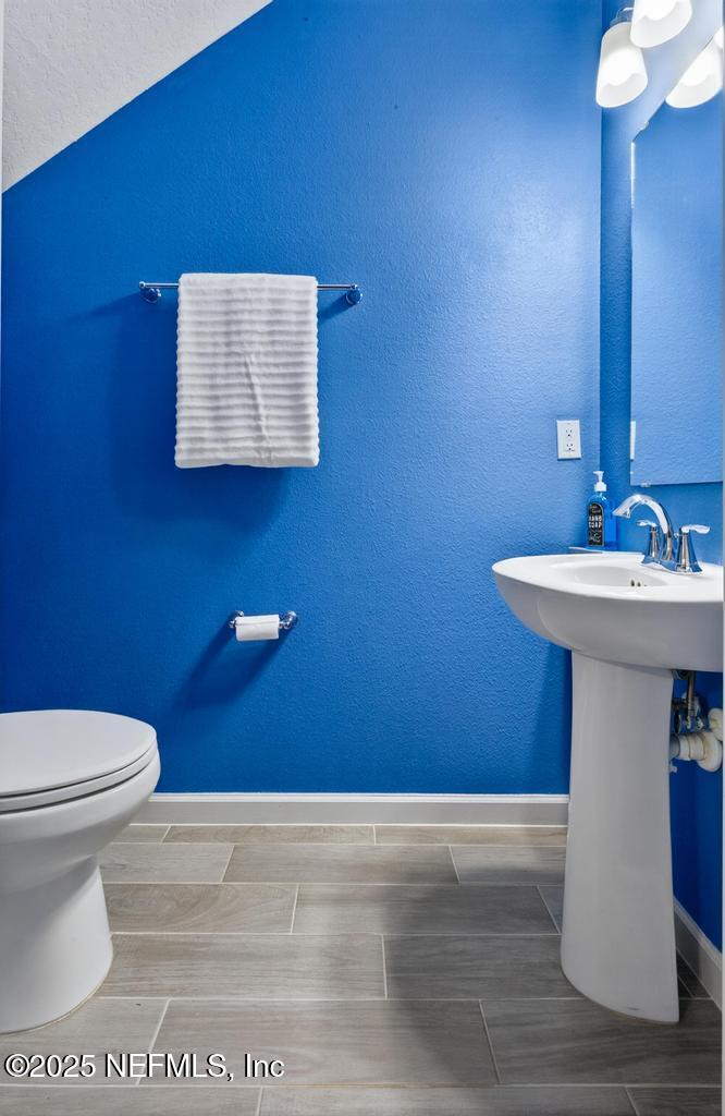 1105 BEACH DUNE Drive