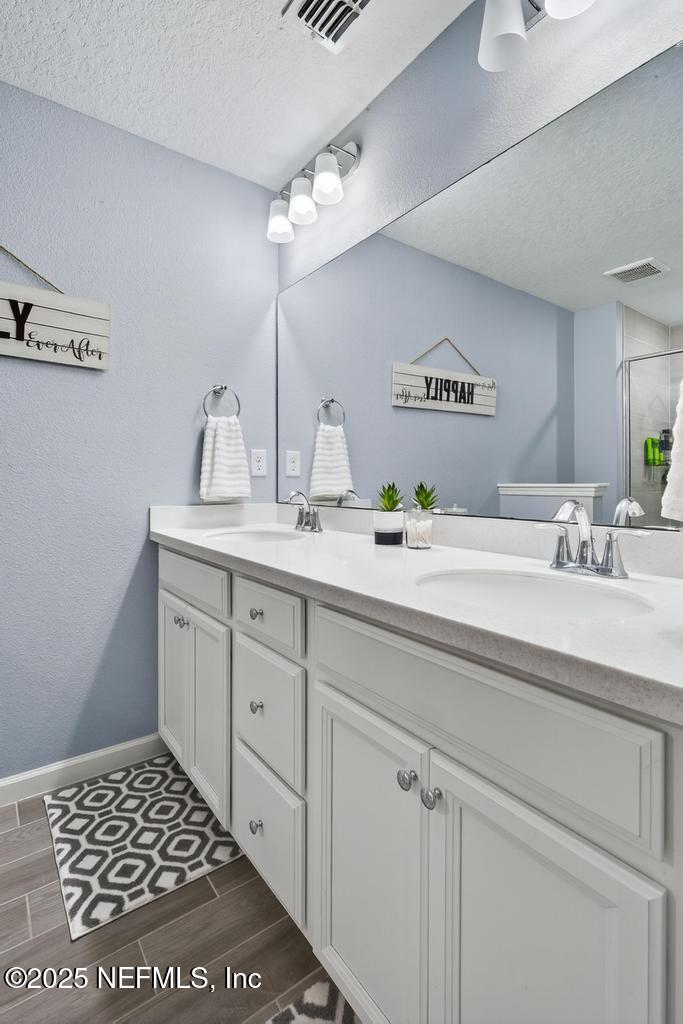 1105 BEACH DUNE Drive