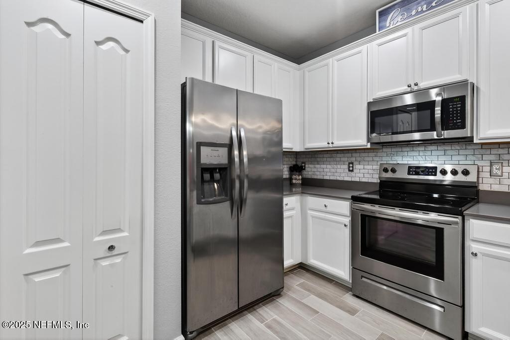 1105 BEACH DUNE Drive