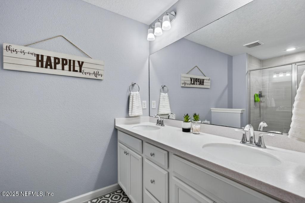 1105 BEACH DUNE Drive