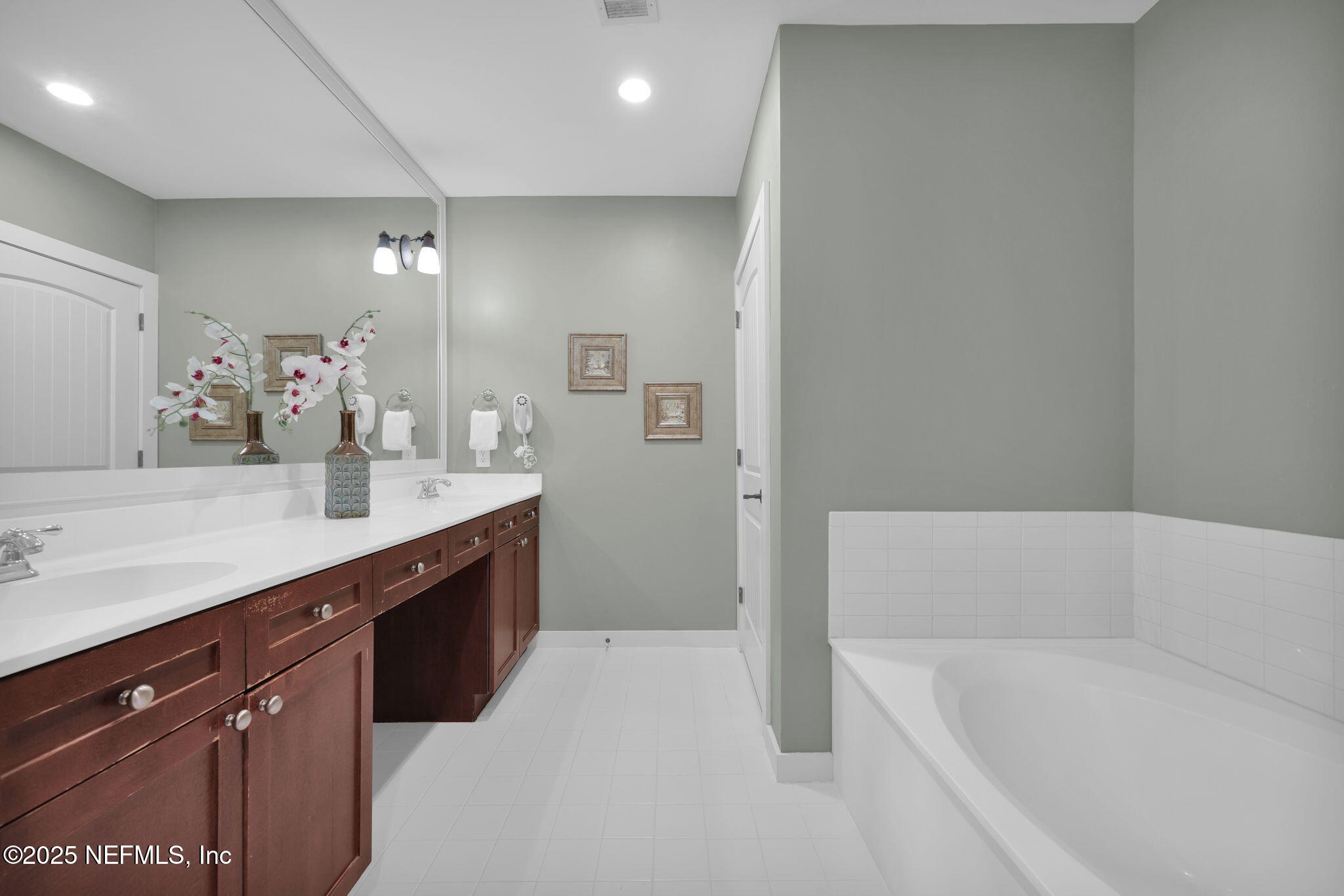 965 REGISTRY Boulevard, 304, St. Augustine Unit: 304