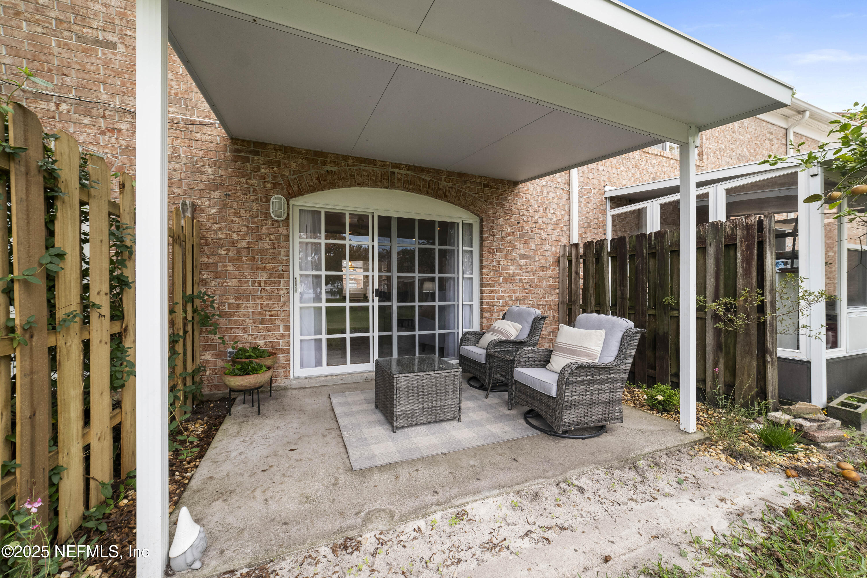 5201 ATLANTIC Boulevard, 277