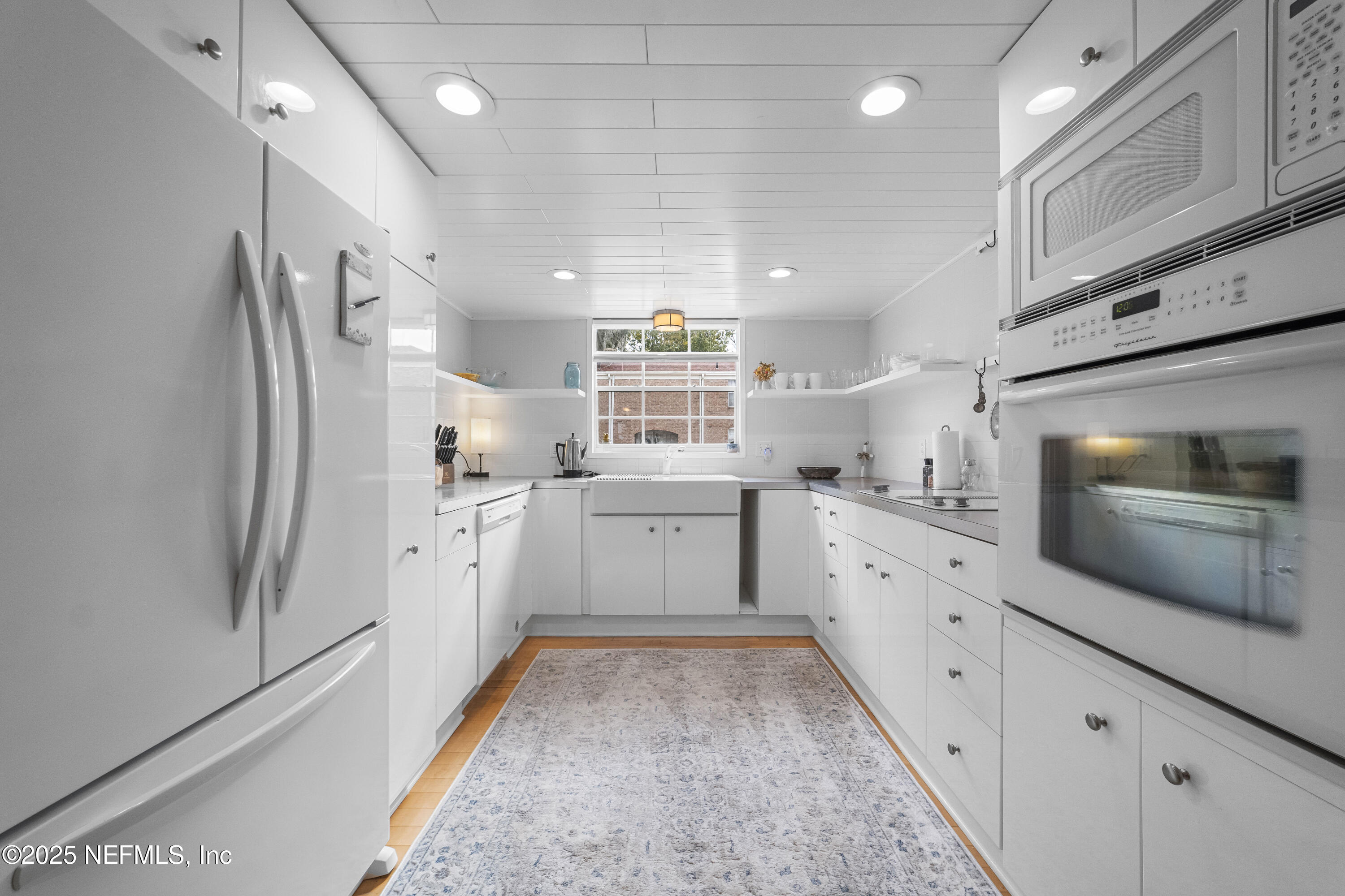 5201 ATLANTIC Boulevard, 277