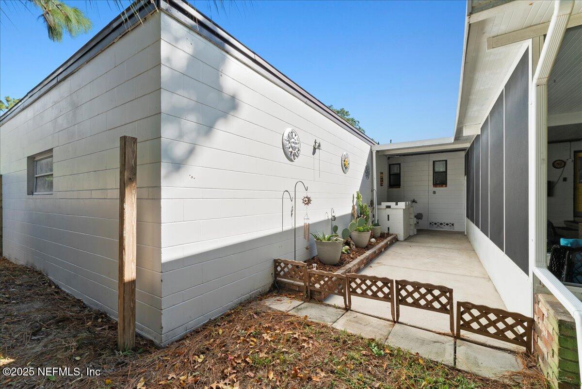 3770 HASLETT Drive E