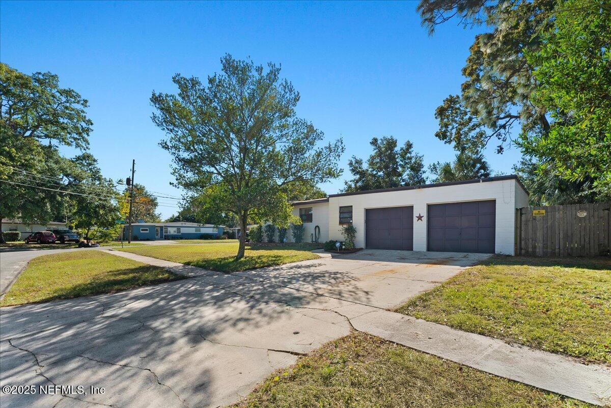 3770 HASLETT Drive E