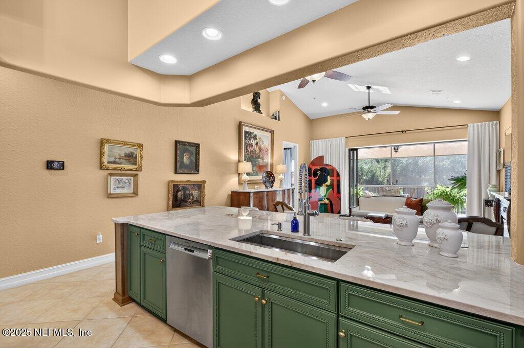 190 LATERRA LINKS Circle, 202, St. Augustine Unit: 202