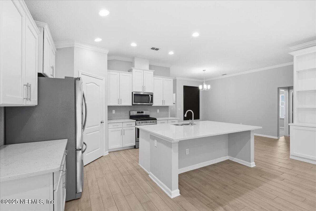 140 GRANITE CITY Avenue, St. Johns