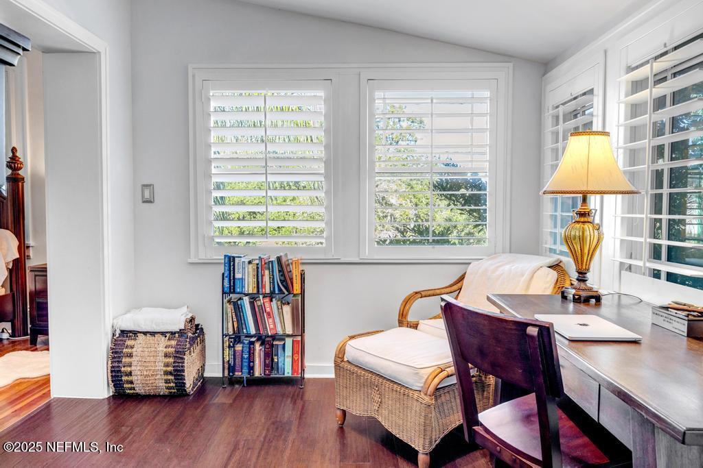 1880 EDGEWOOD Avenue S