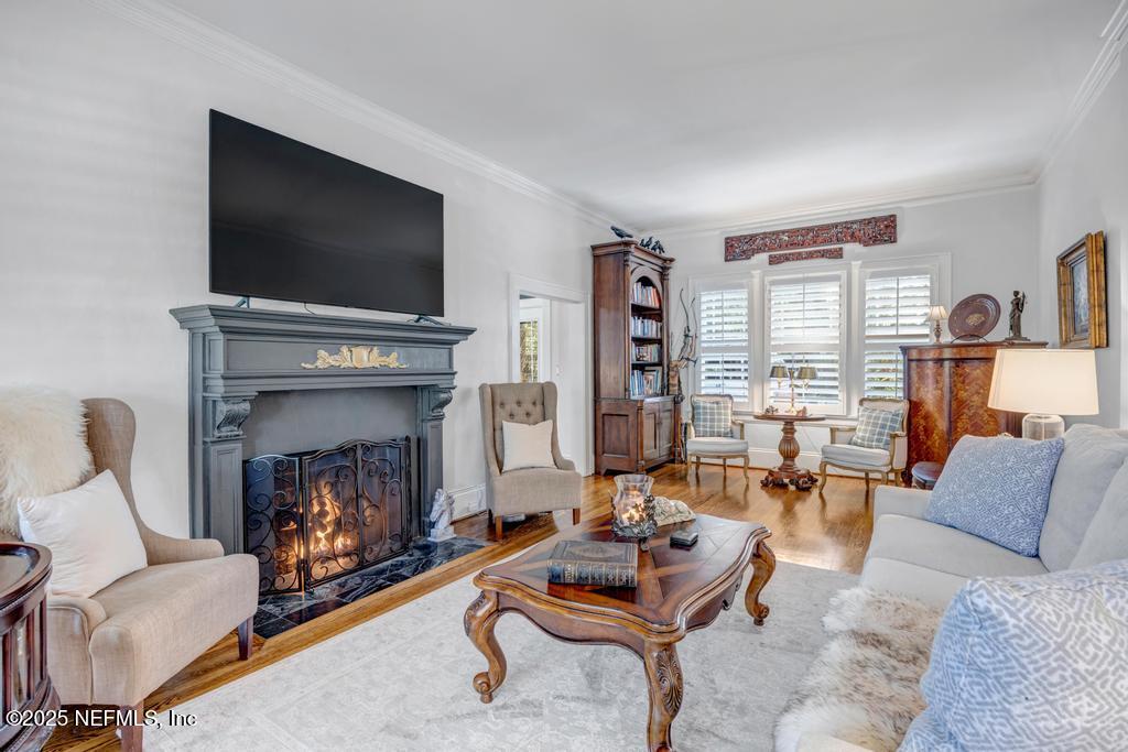 1880 EDGEWOOD Avenue S