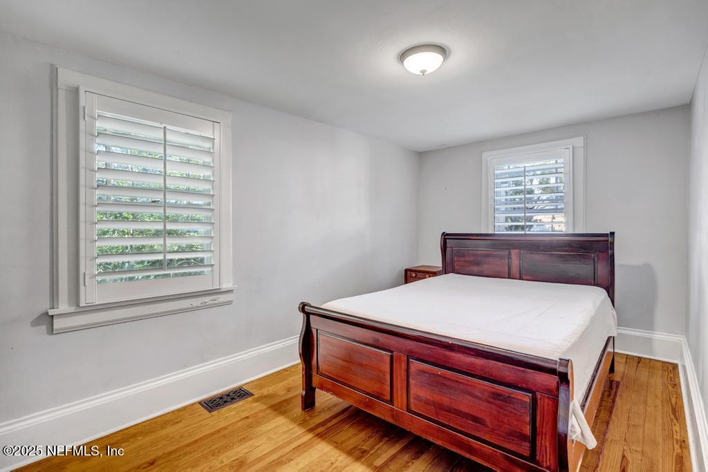 1880 EDGEWOOD Avenue S