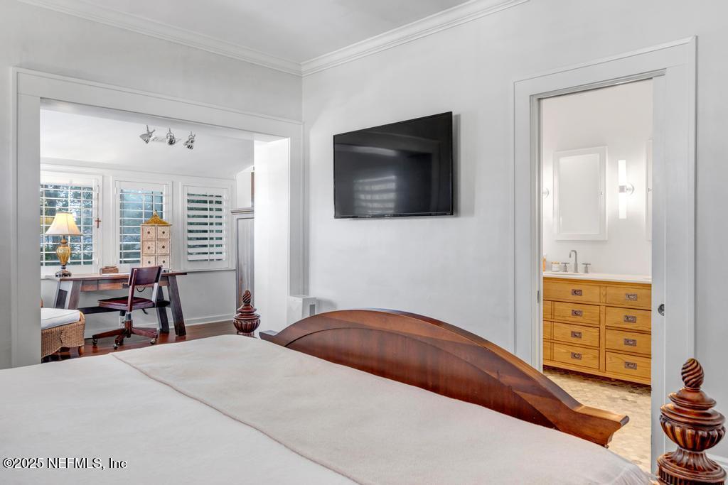 1880 EDGEWOOD Avenue S