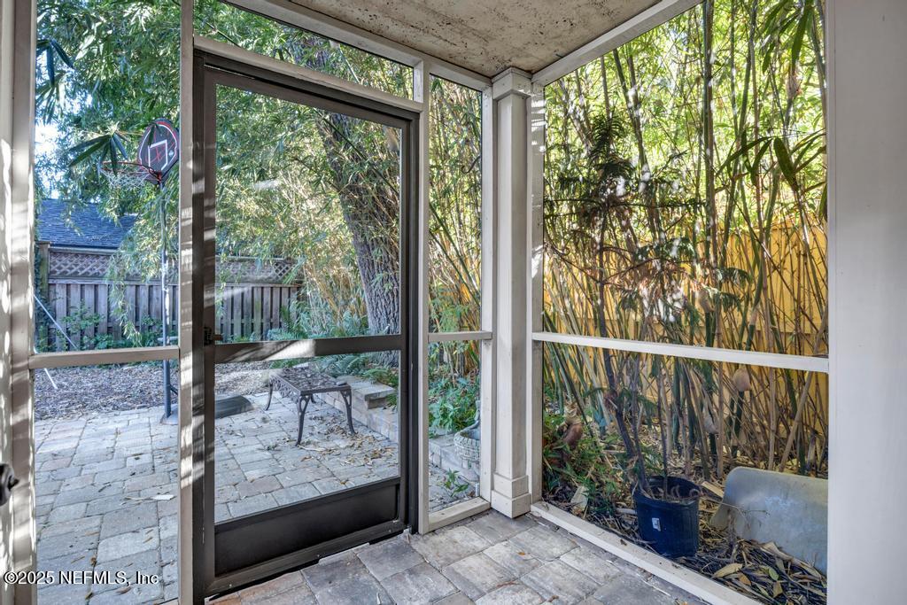 1880 EDGEWOOD Avenue S