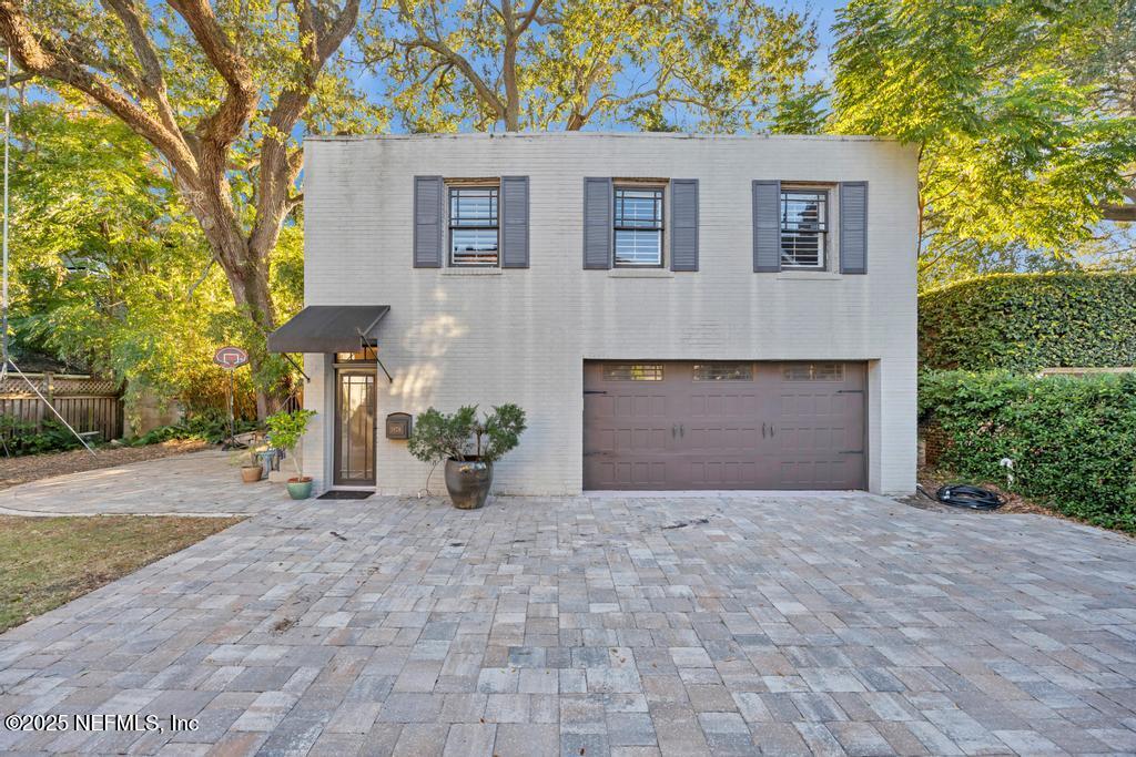 1880 EDGEWOOD Avenue S