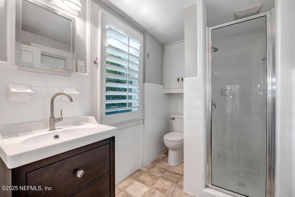 1880 EDGEWOOD Avenue S