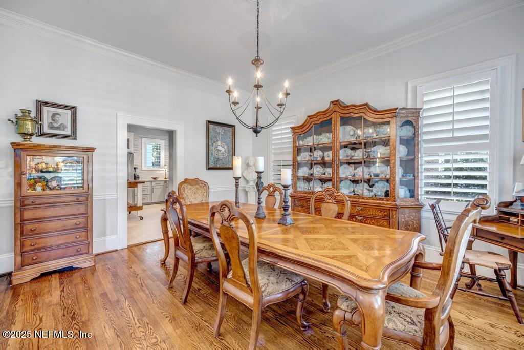 1880 EDGEWOOD Avenue S