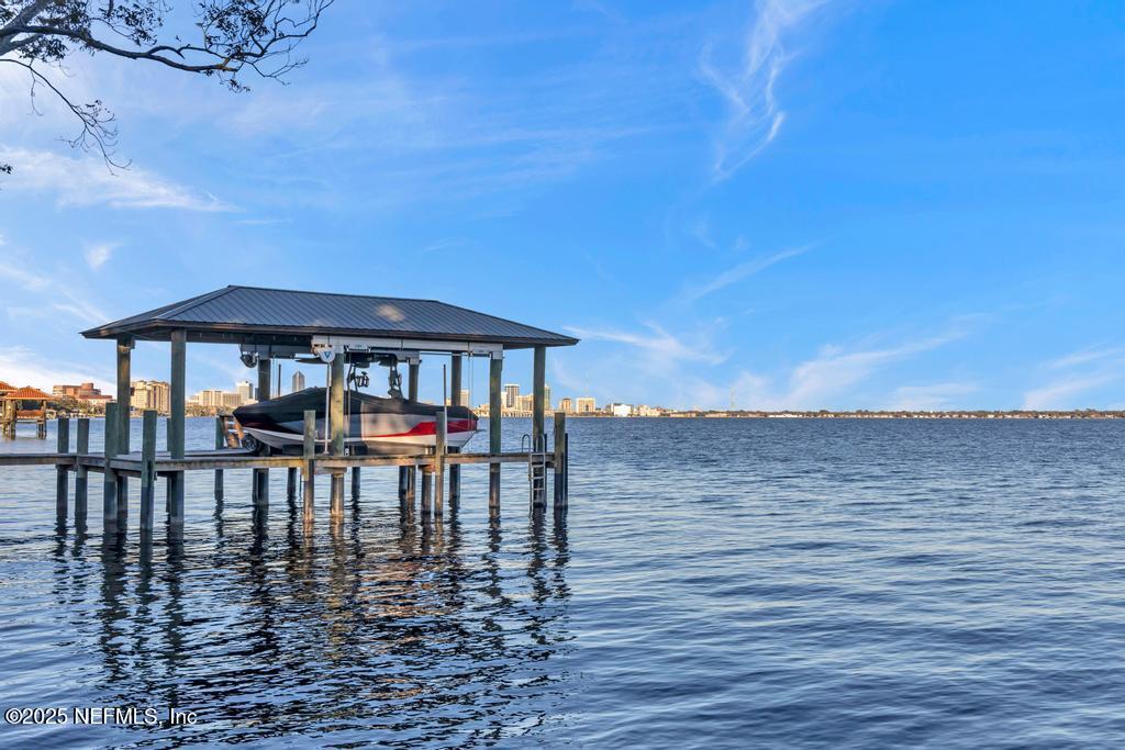 1880 EDGEWOOD Avenue S