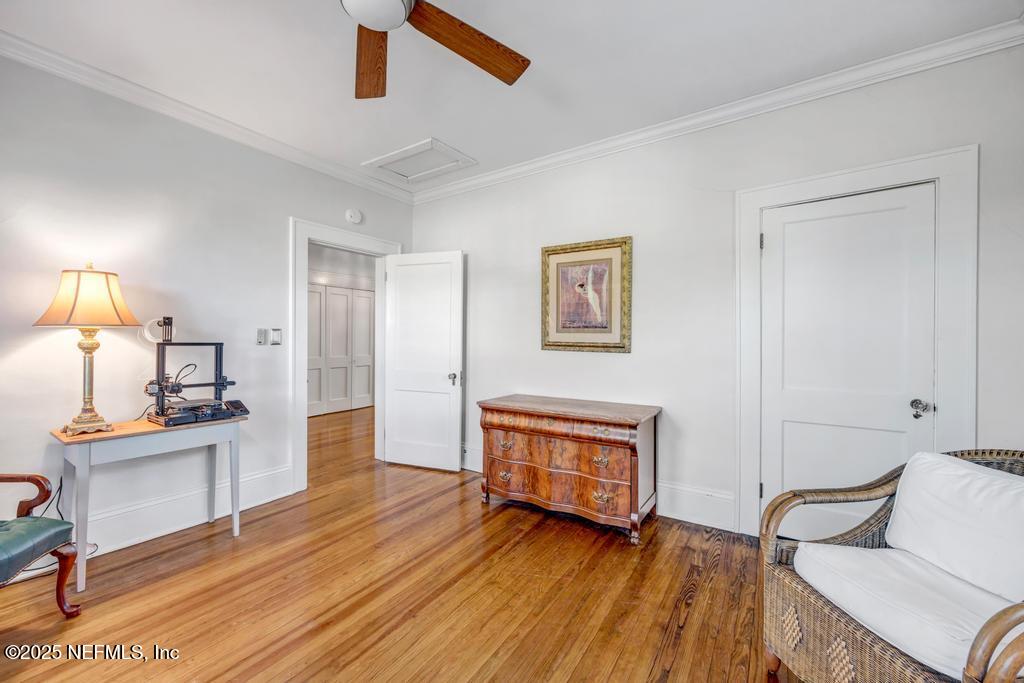 1880 EDGEWOOD Avenue S