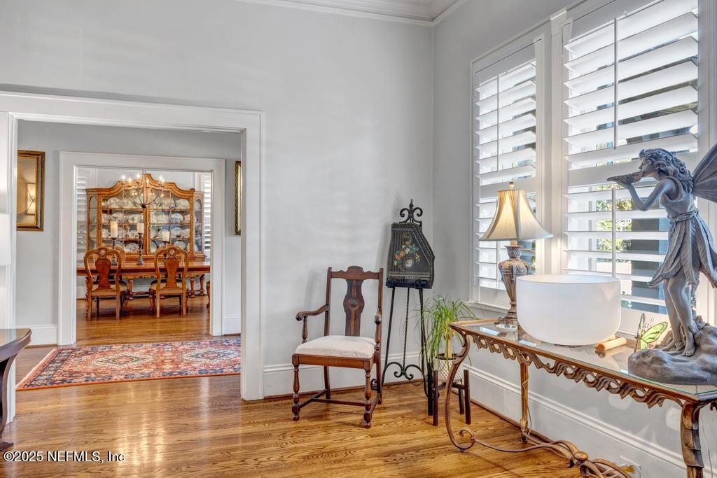 1880 EDGEWOOD Avenue S