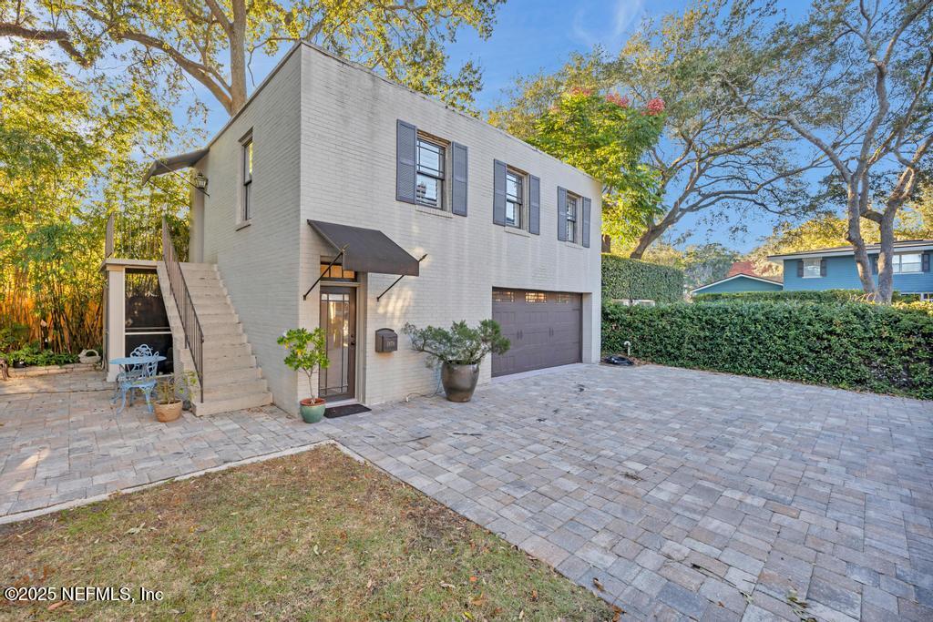 1880 EDGEWOOD Avenue S