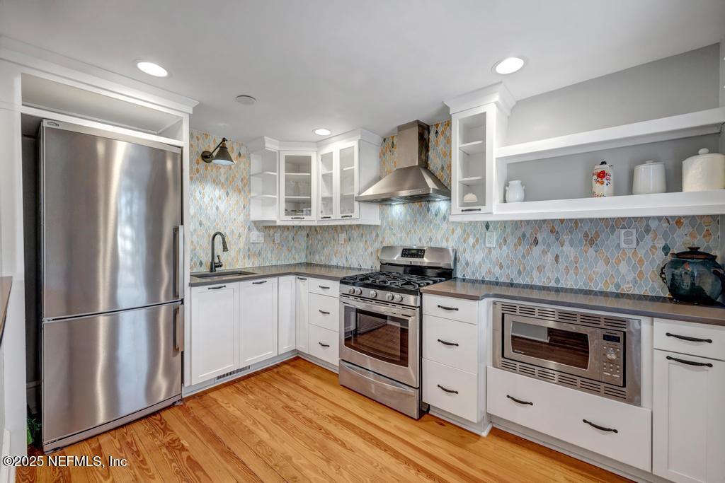 1880 EDGEWOOD Avenue S