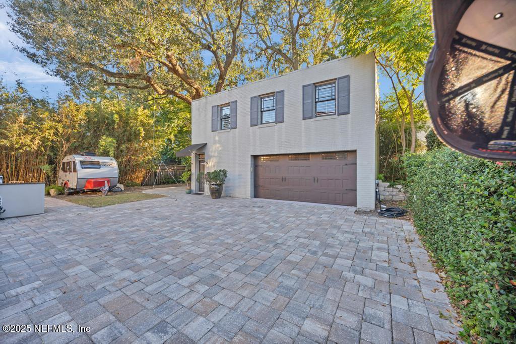 1880 EDGEWOOD Avenue S